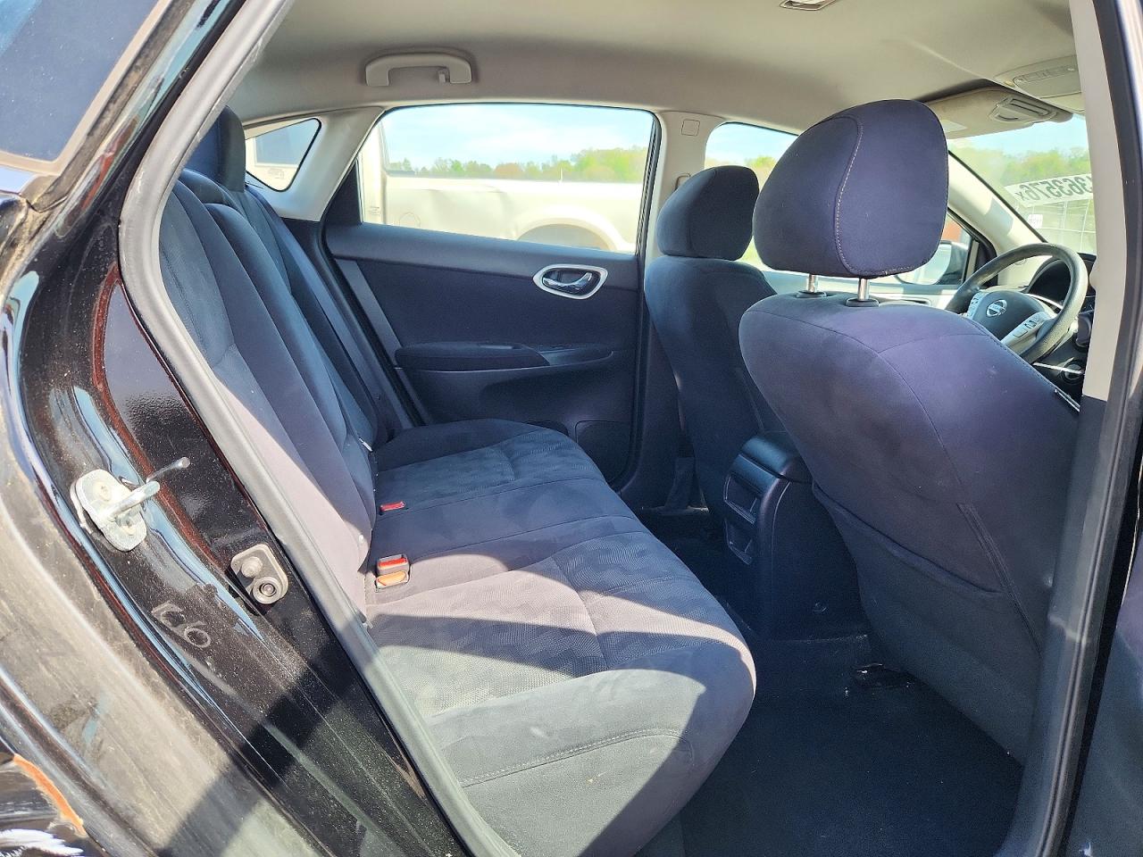 NISSAN SENTRA 2013 — 11