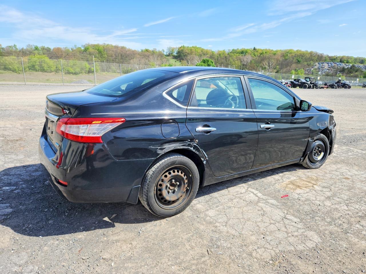 NISSAN SENTRA 2013 — 4