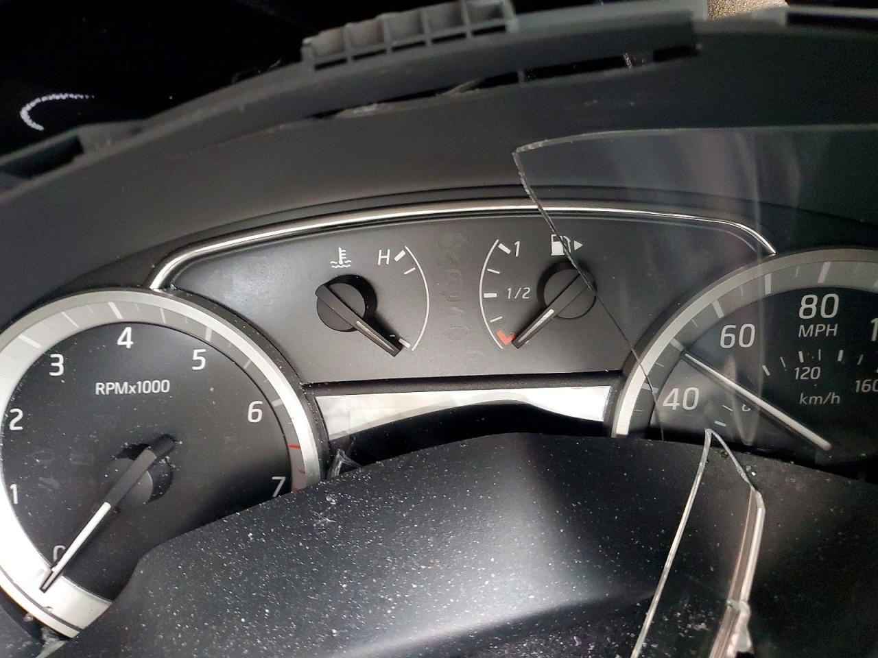 NISSAN SENTRA 2013 — 10