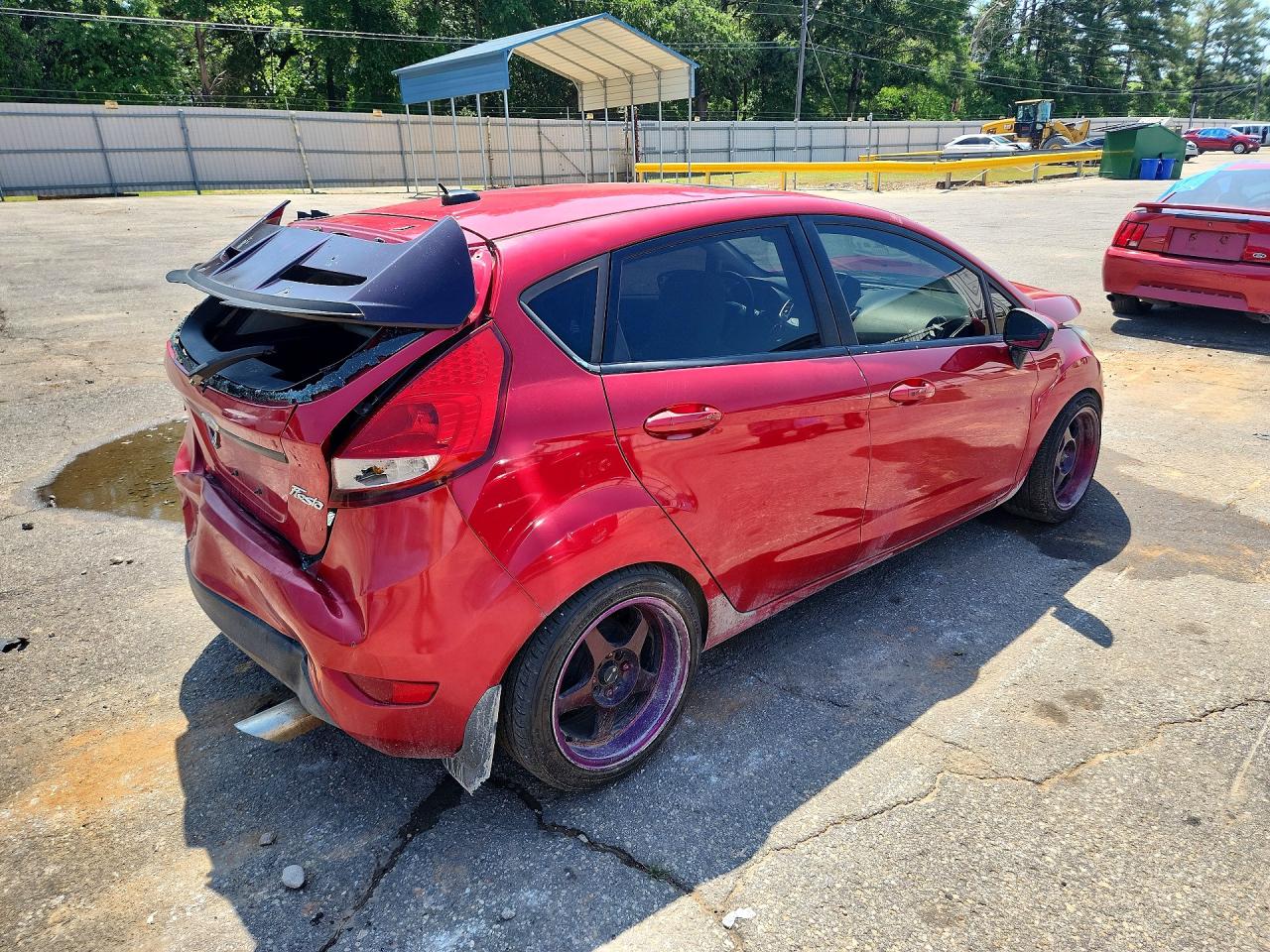 FORD FIESTA 2011 — 4
