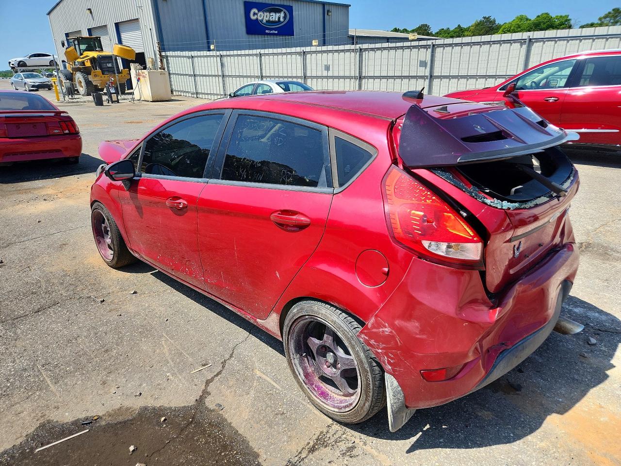 FORD FIESTA 2011 — 3