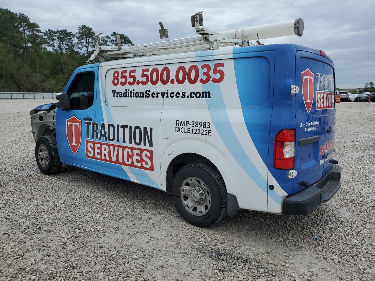 NISSAN NV 2018 — 3