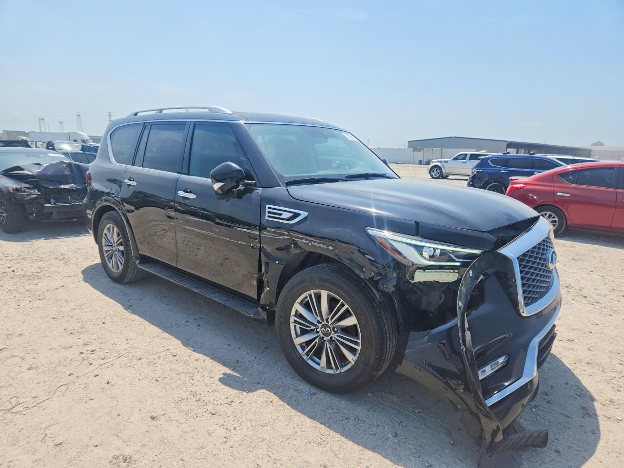 2021 INFINITI QX80 LUXE