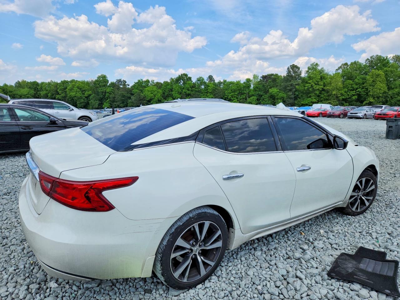 NISSAN MAXIMA 2017 — 4