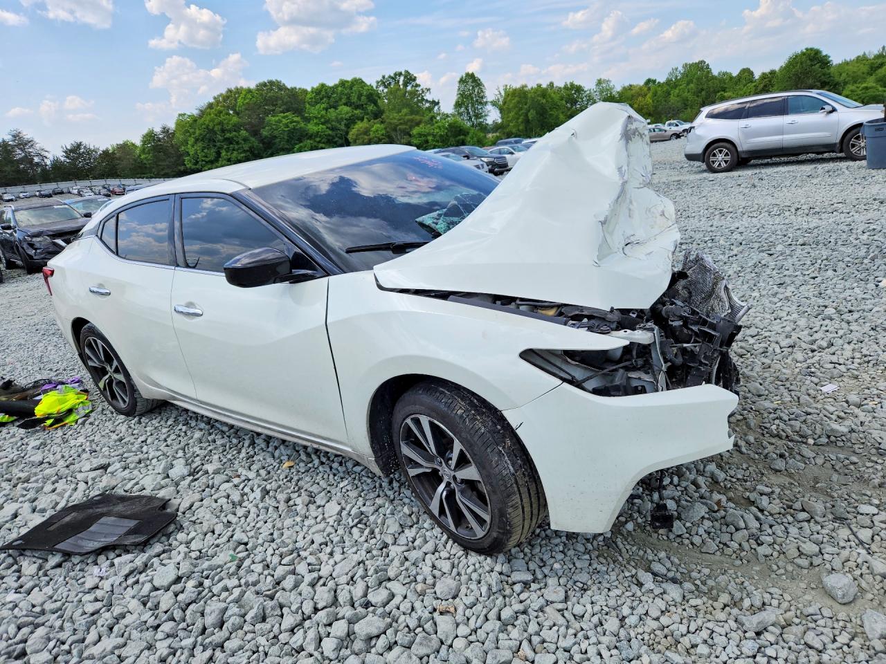 NISSAN MAXIMA 2017 — 5