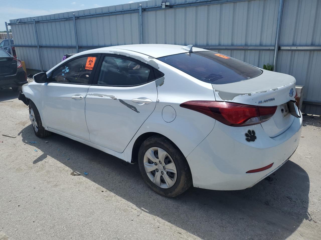 HYUNDAI ELANTRA 2016 — 3