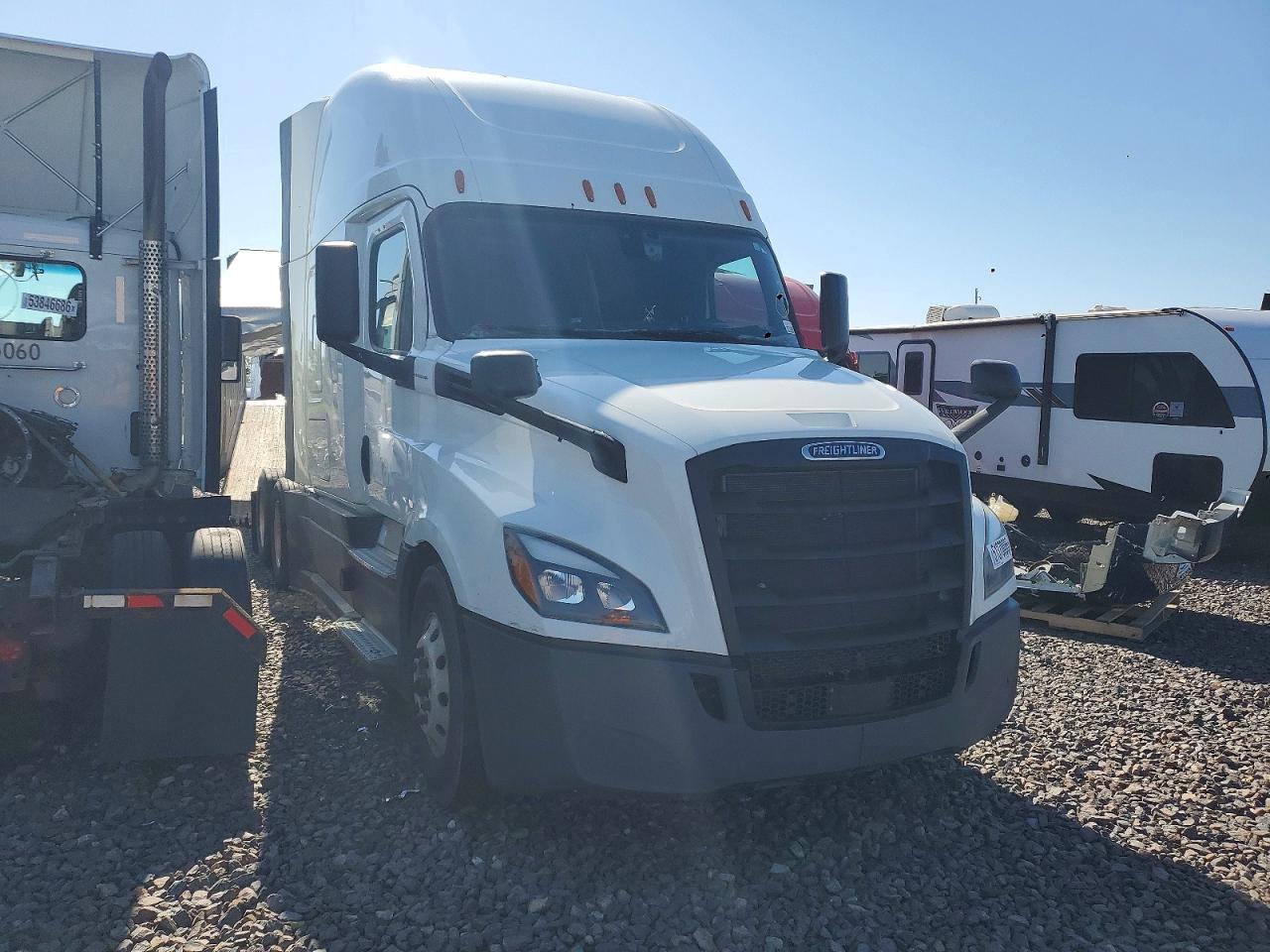 FREIGHTLINER CASCADIA 126 2020 — 2
