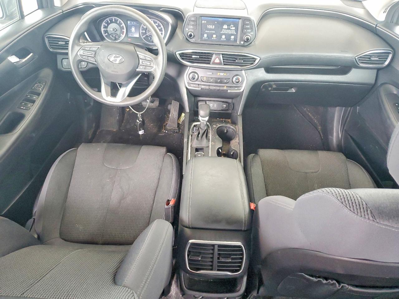 HYUNDAI SANTA FE 2019 — 9