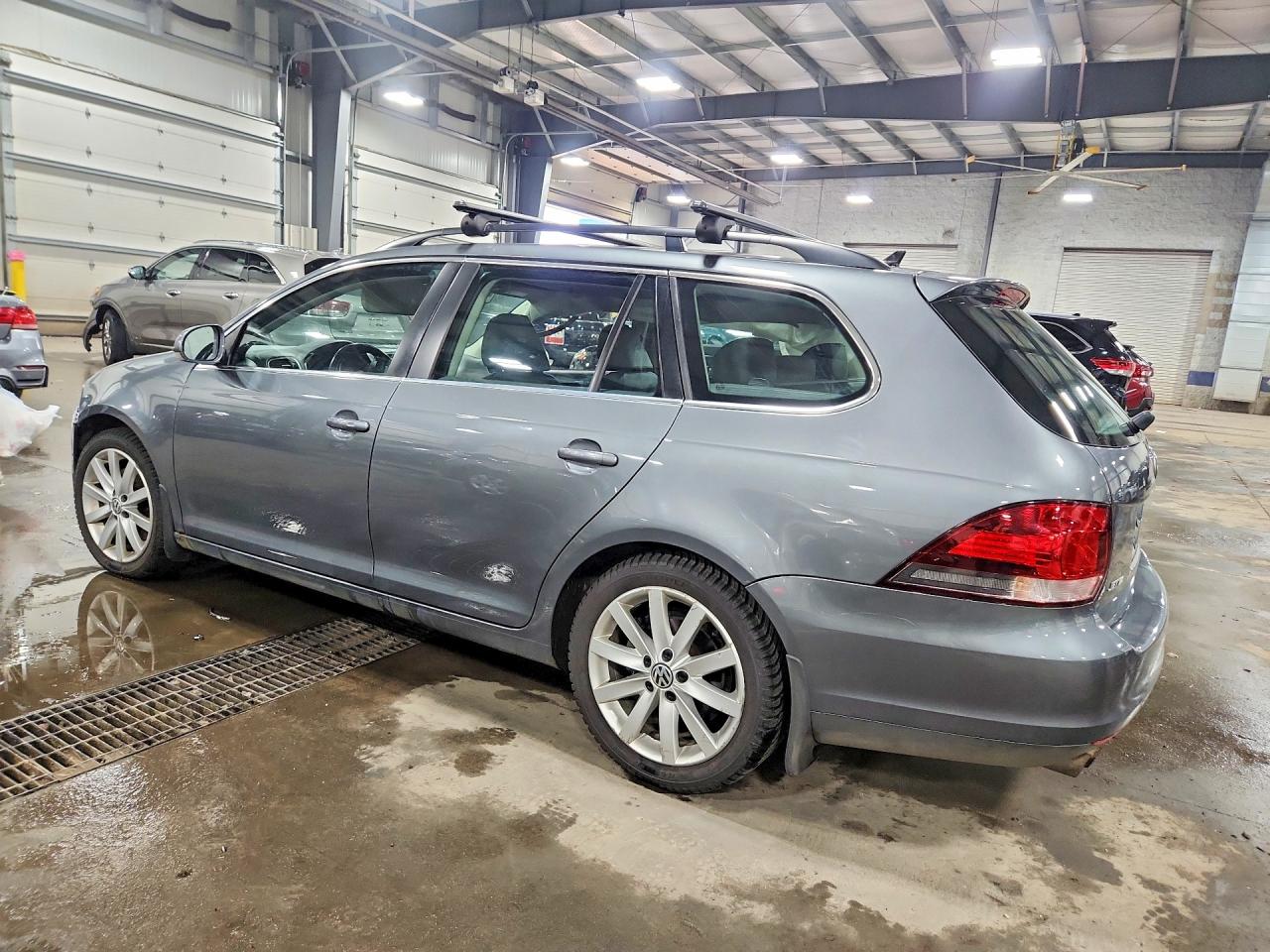 VOLKSWAGEN JETTA 2012 — 3