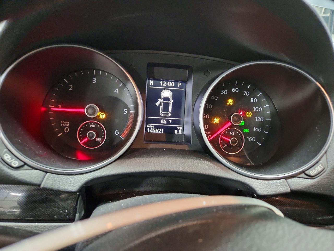 VOLKSWAGEN JETTA 2012 — 10