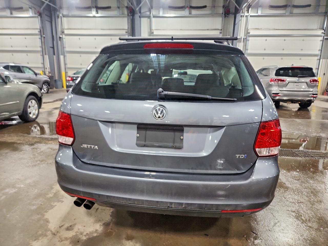 VOLKSWAGEN JETTA 2012 — 7