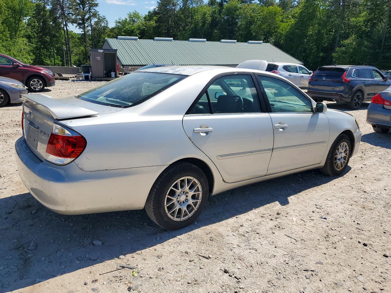 TOYOTA CAMRY 2005 — 4