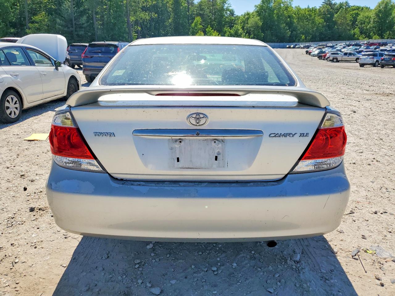 TOYOTA CAMRY 2005 — 7