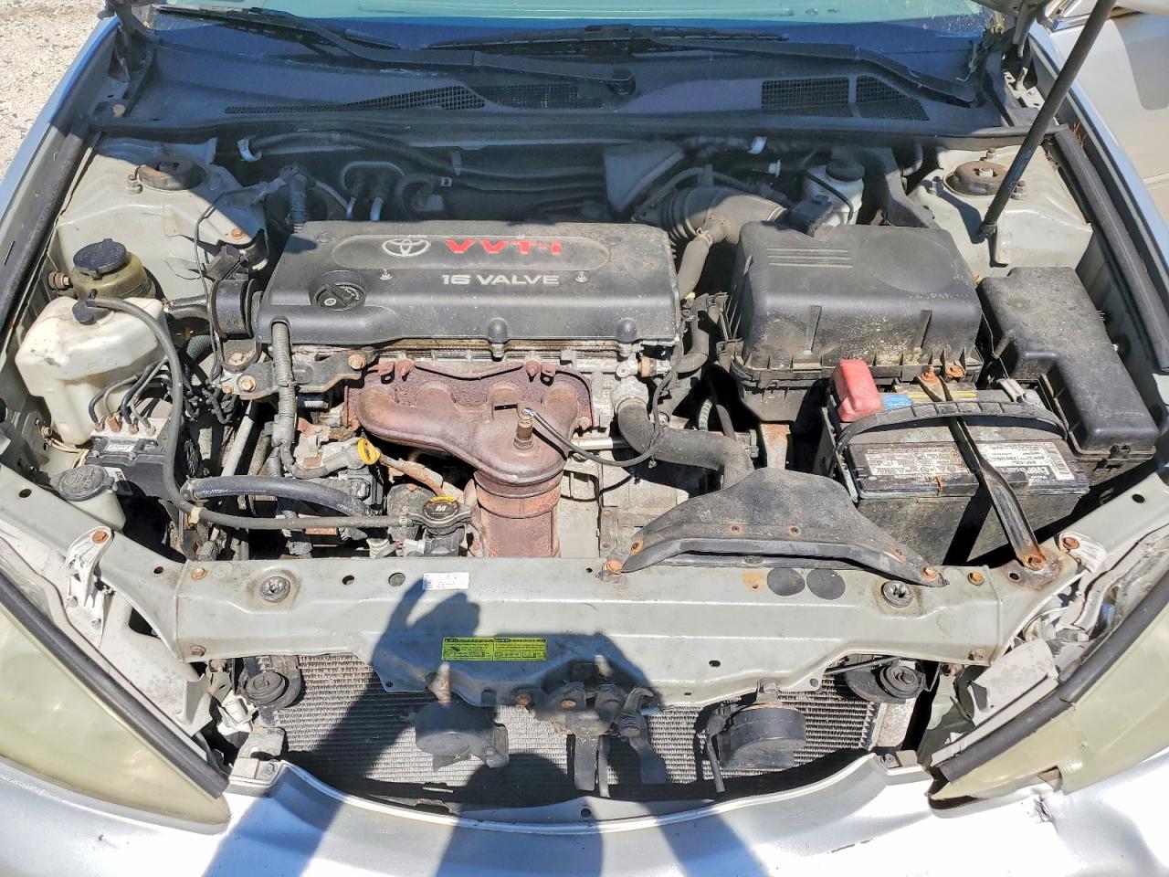 TOYOTA CAMRY 2005 — 12