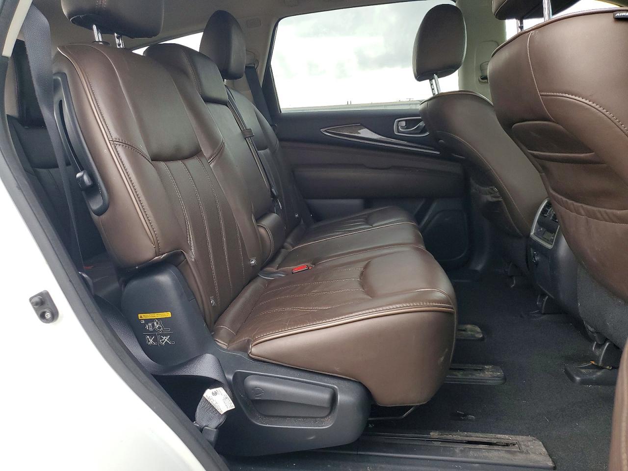 INFINITI QX60 2015 — 12