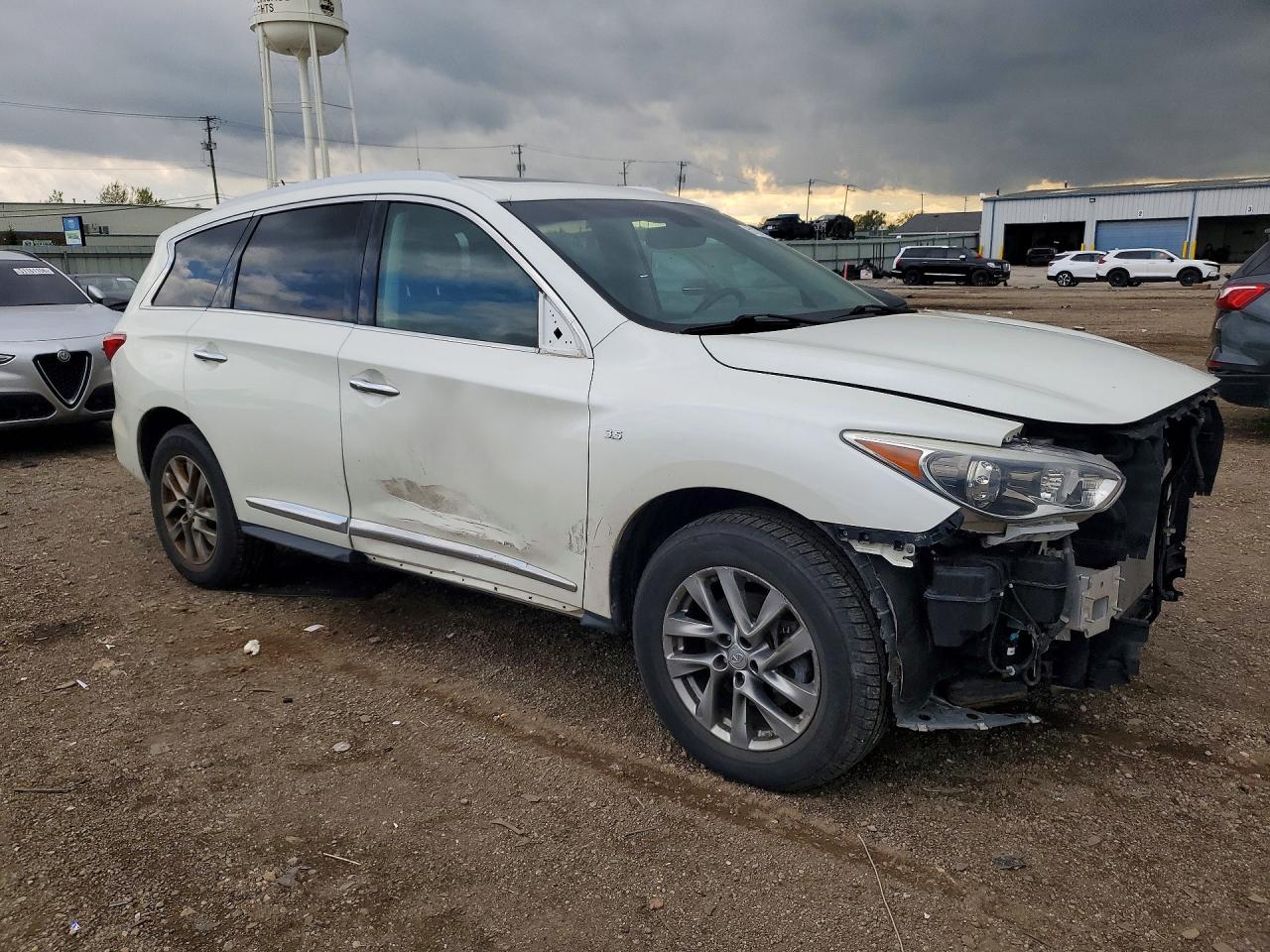 INFINITI QX60 2015 — 5