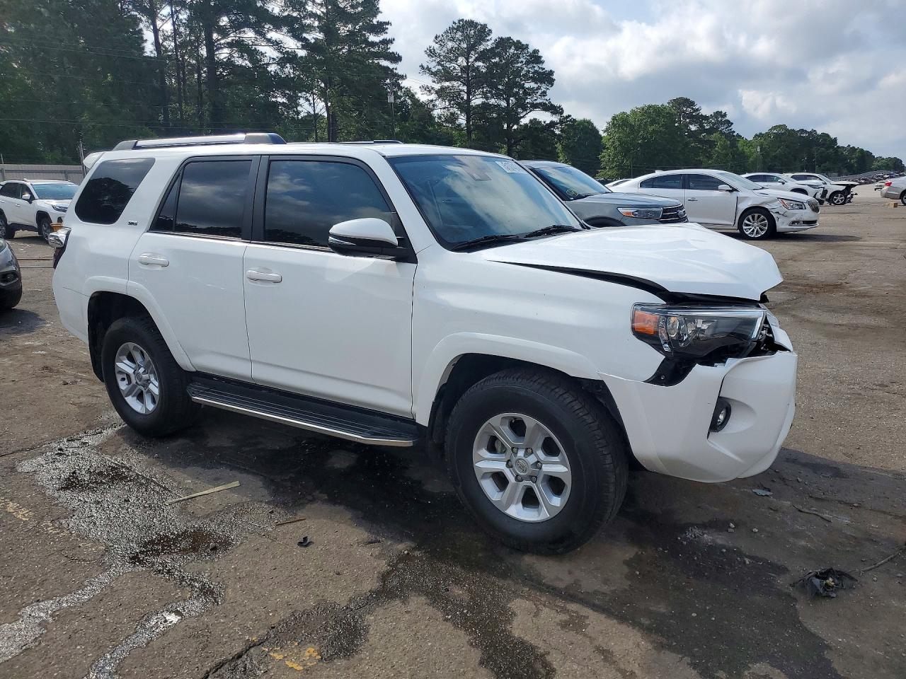 TOYOTA 4RUNNER 2022 — 5