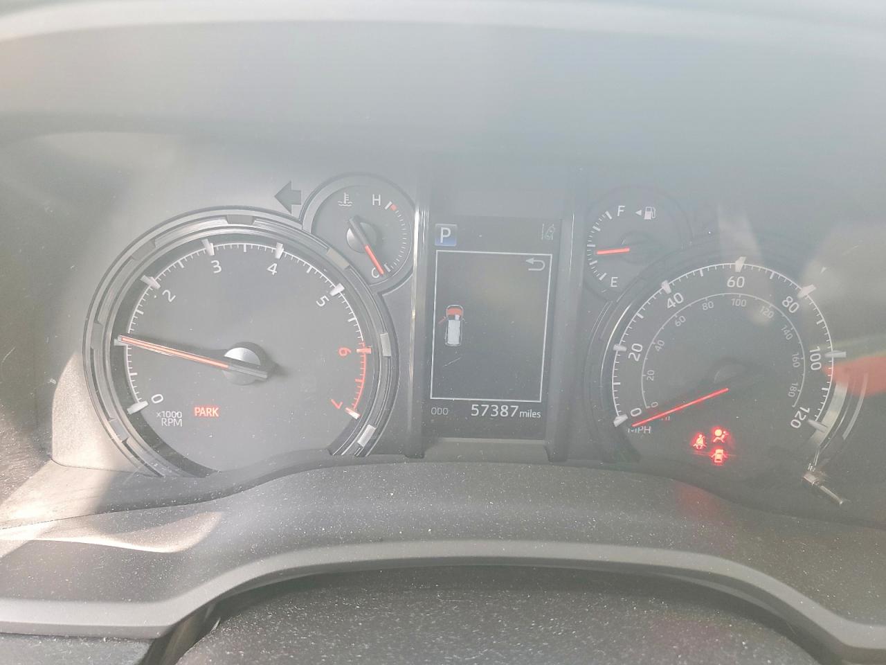 TOYOTA 4RUNNER 2022 — 10