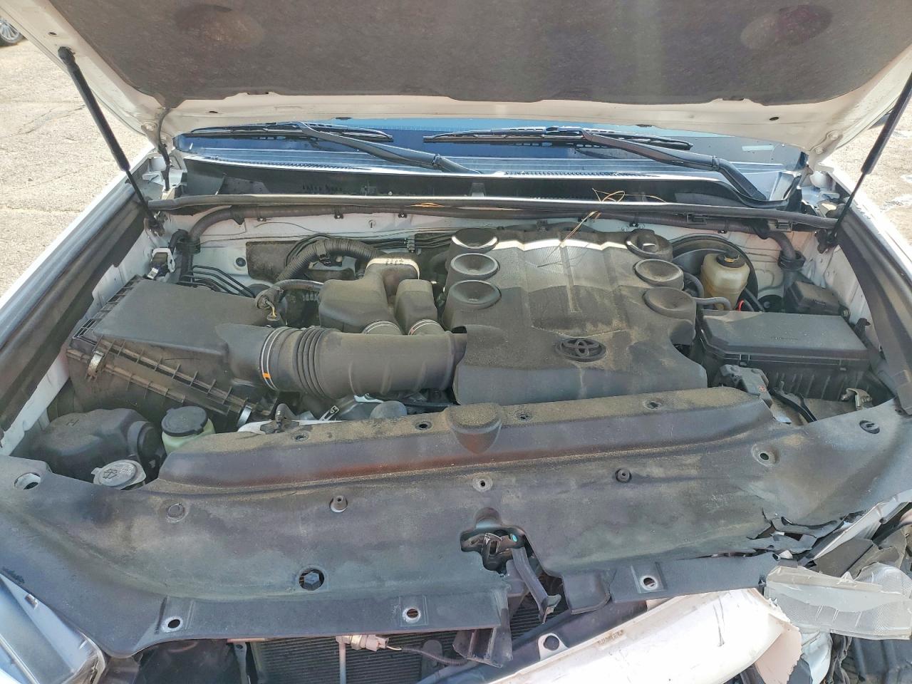 TOYOTA 4RUNNER 2022 — 13