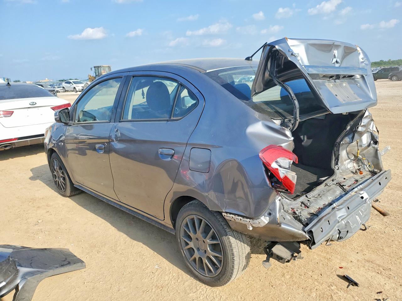 MITSUBISHI MIRAGE 2020 — 3