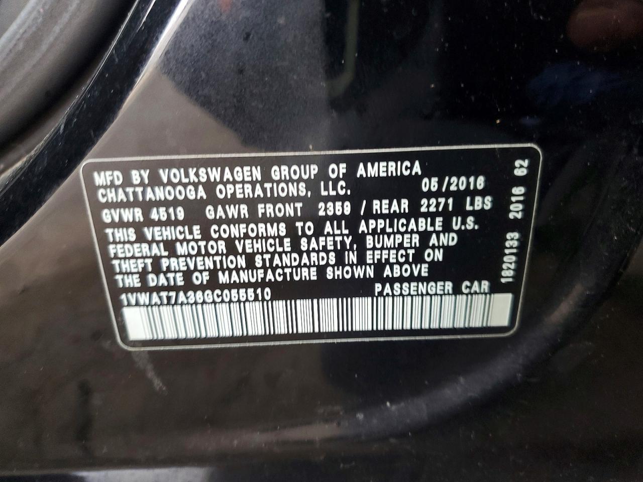 VOLKSWAGEN PASSAT 2016 — 13