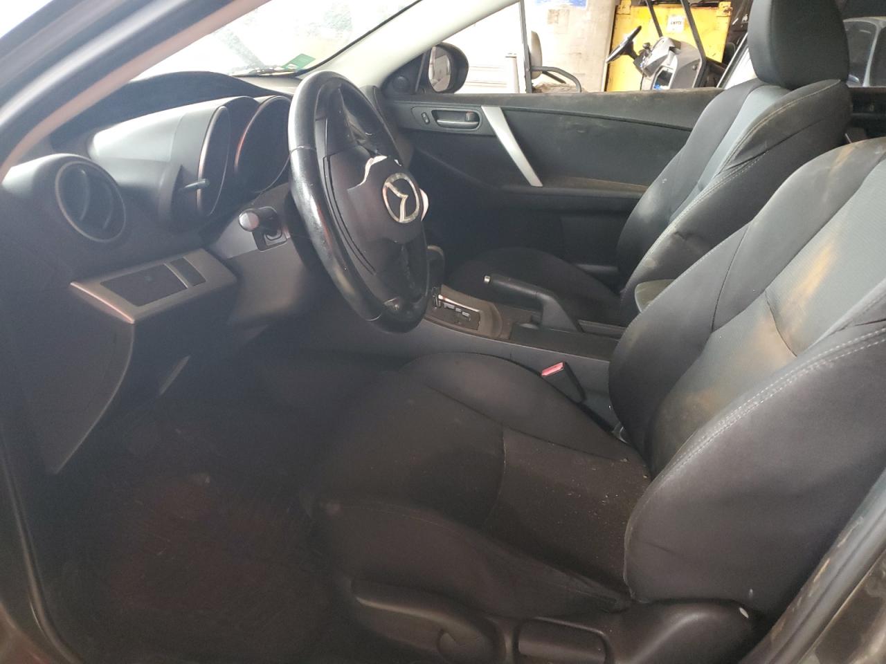 MAZDA 3 2011 — 8
