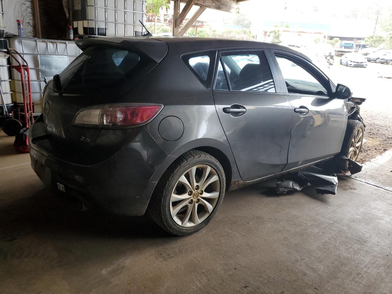 MAZDA 3 2011 — 4