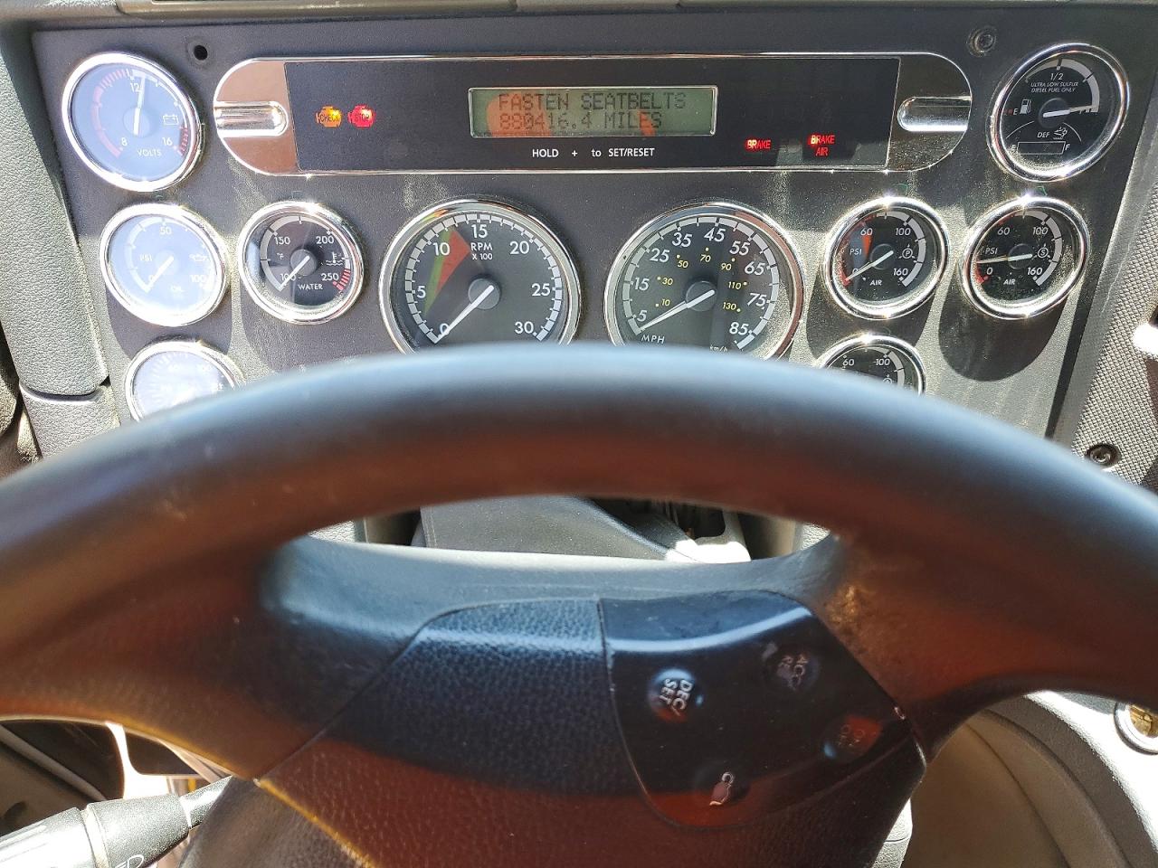 FREIGHTLINER CASCADIA 125 2011 — 9