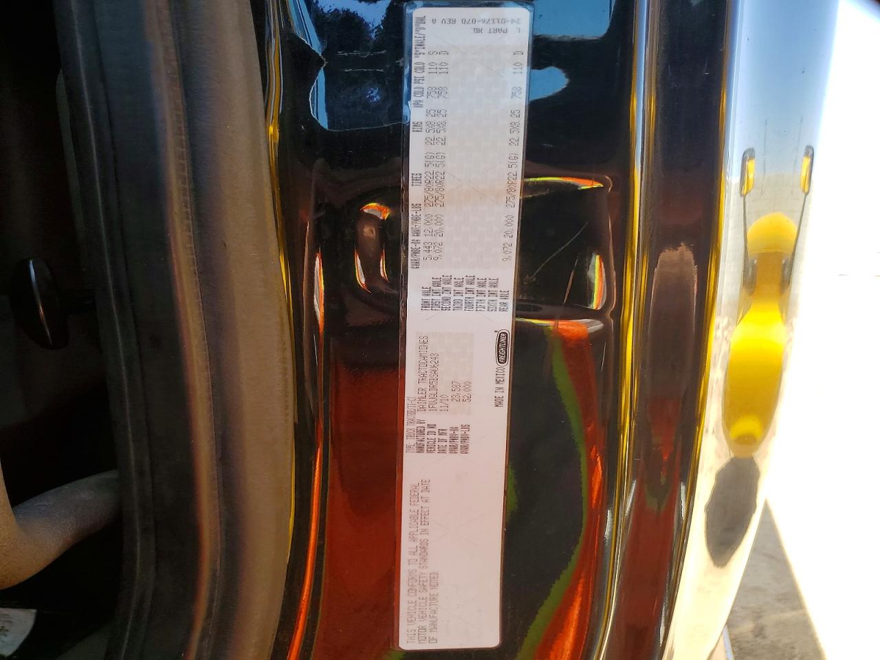FREIGHTLINER CASCADIA 125 2011 — 11