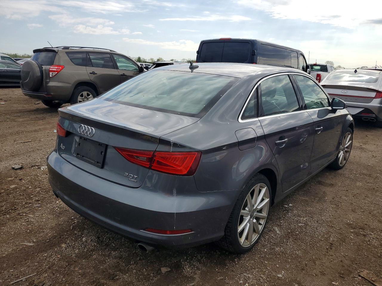 AUDI A3 2015 — 4