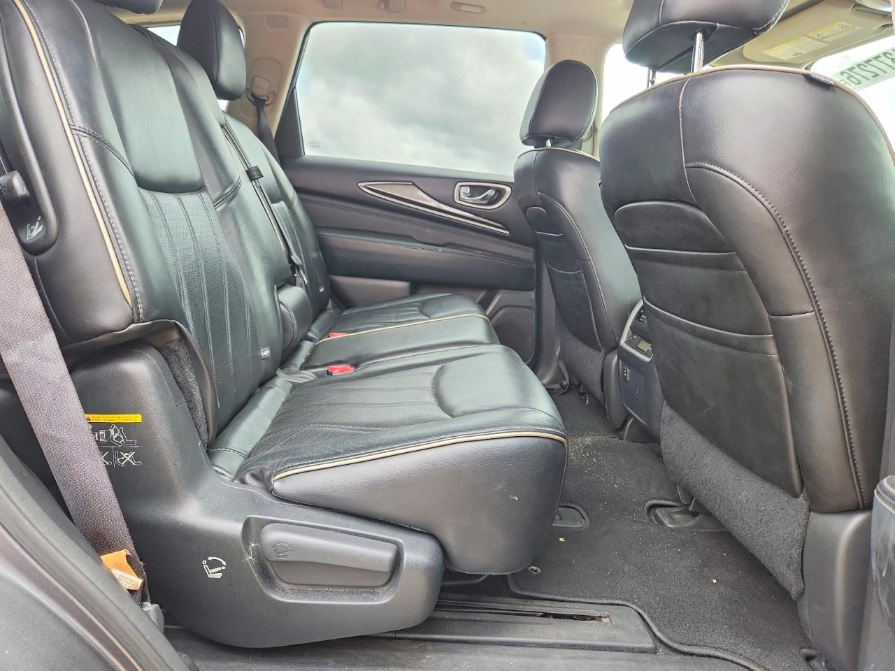 INFINITI QX60 2017 — 12