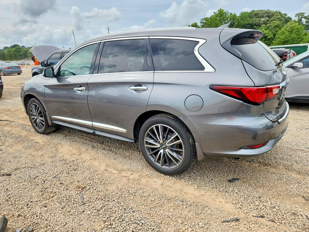 INFINITI QX60 2017 — 3