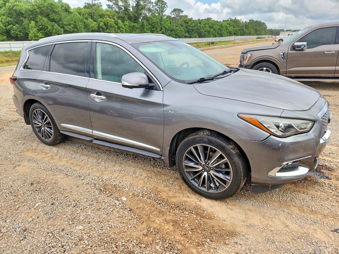 INFINITI QX60 2017 — 5