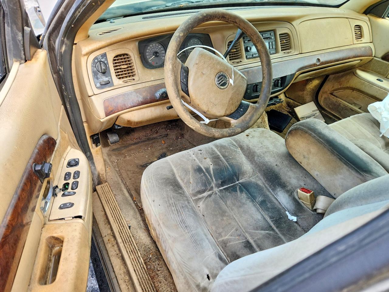 MERCURY GRAND MARQUIS 2006 — 9