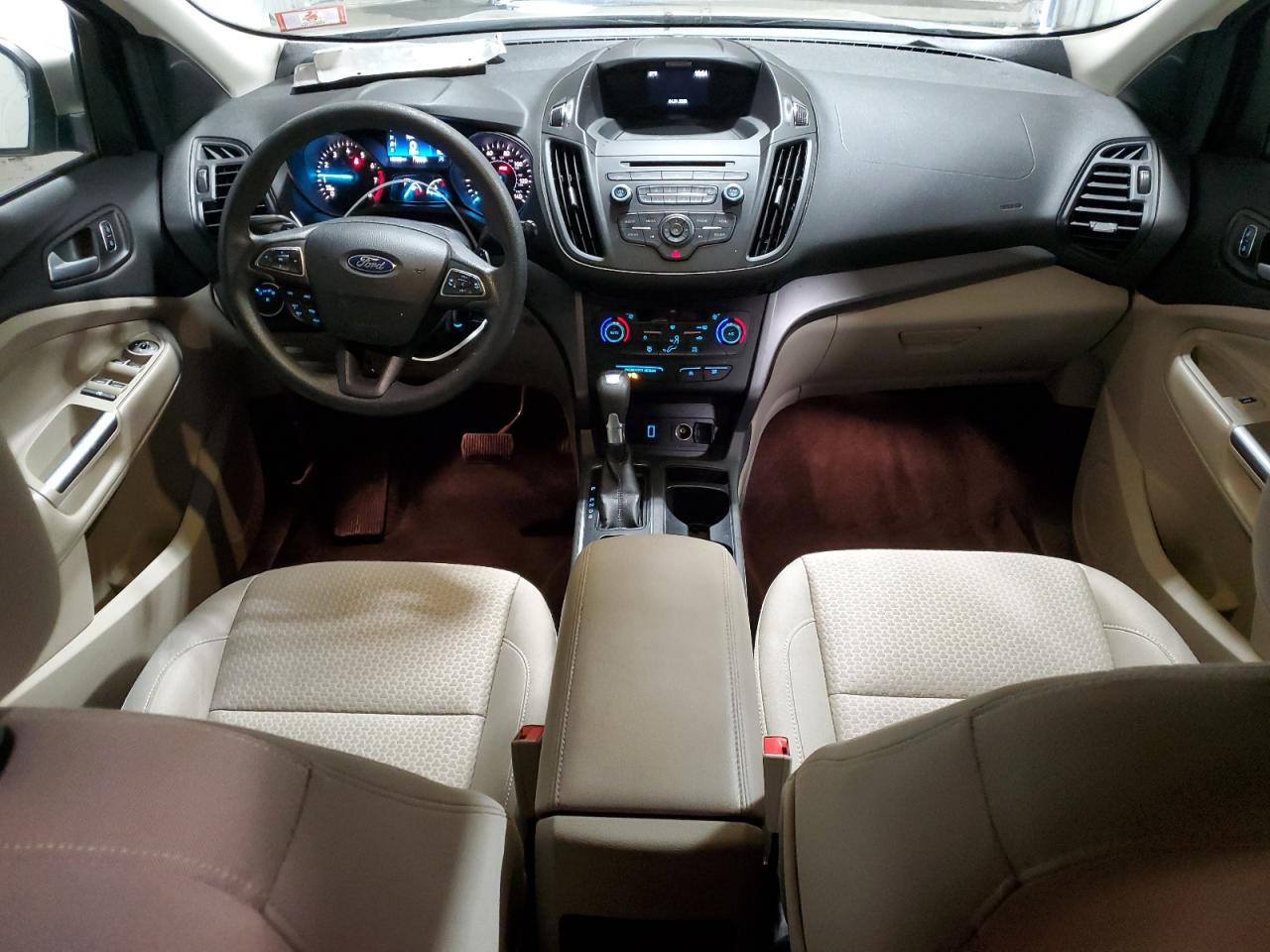FORD ESCAPE 2017 — 9