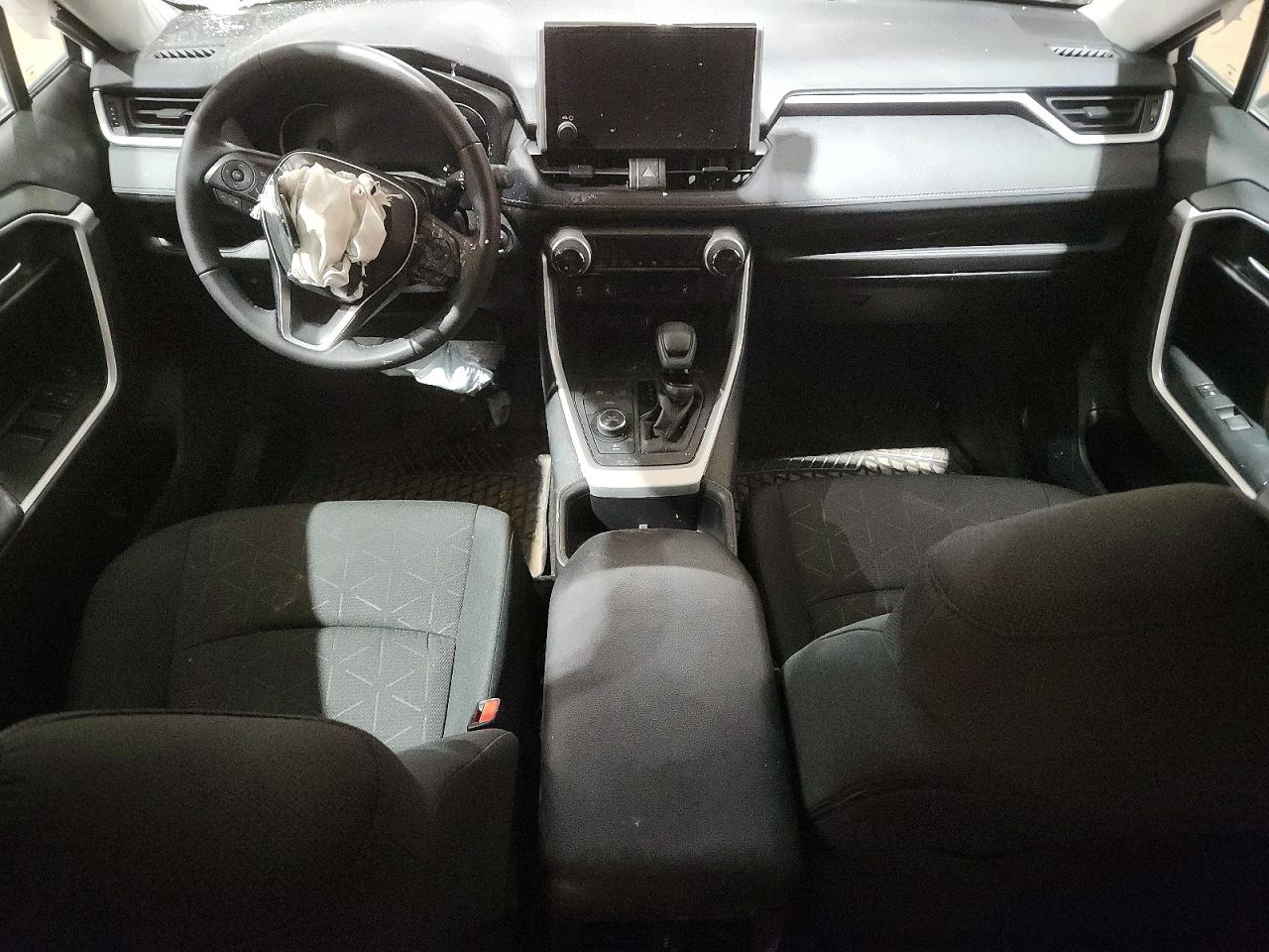 TOYOTA RAV4 HYBRID 2024 — 9