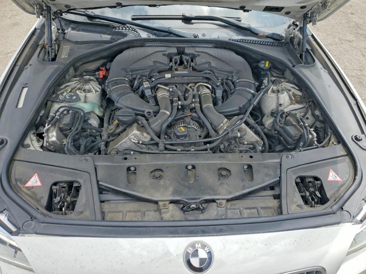 BMW 550 2014 — 12