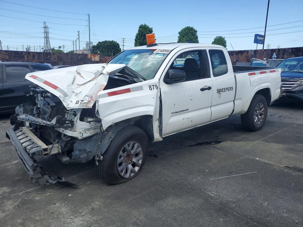 TOYOTA TACOMA 2017 — 2