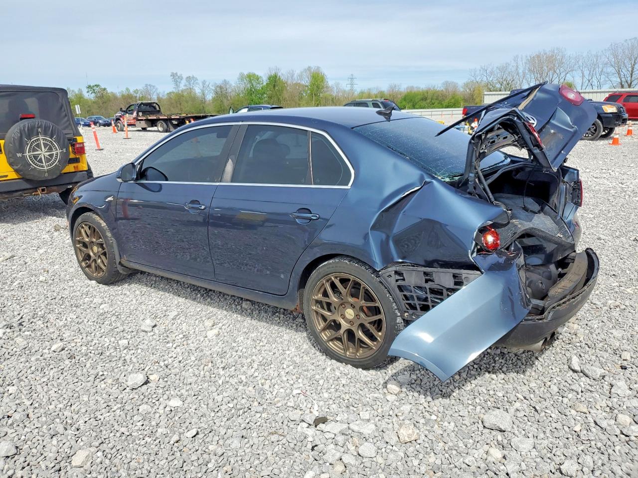 VOLKSWAGEN JETTA 2006 — 3