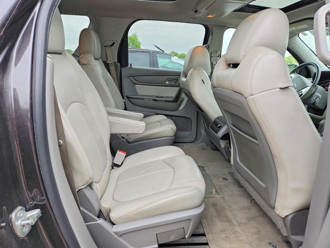 GMC ACADIA 2015 — 12