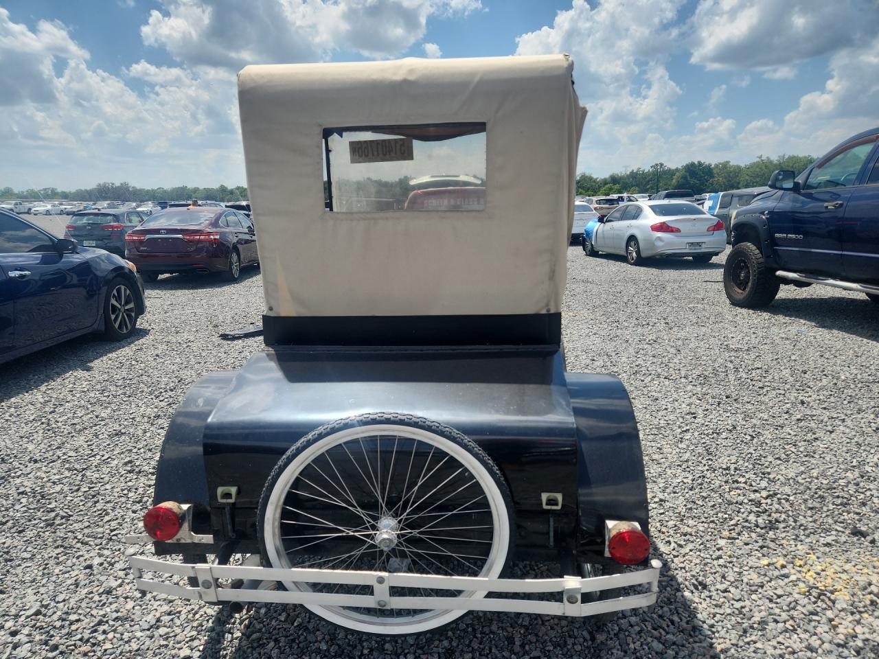 FORD MODEL T FORD 1921 — 7