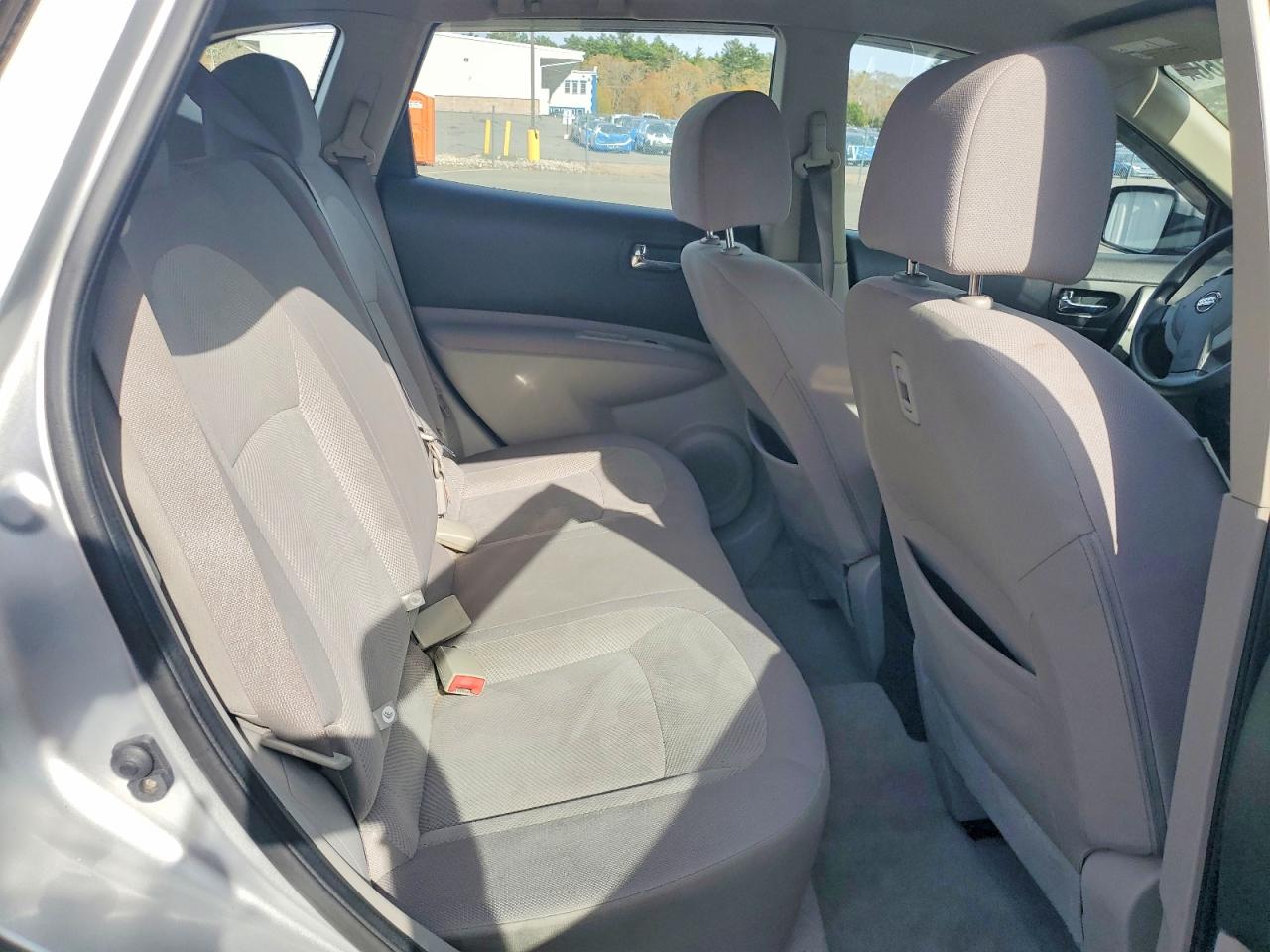 NISSAN ROGUE 2011 — 12