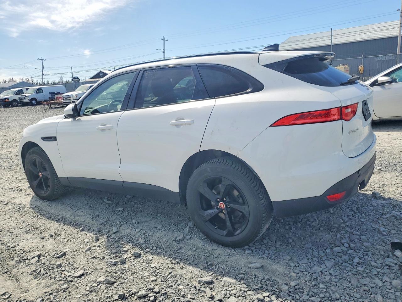 JAGUAR F-PACE 2020 — 3