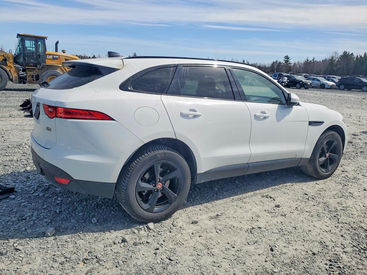 JAGUAR F-PACE 2020 — 4