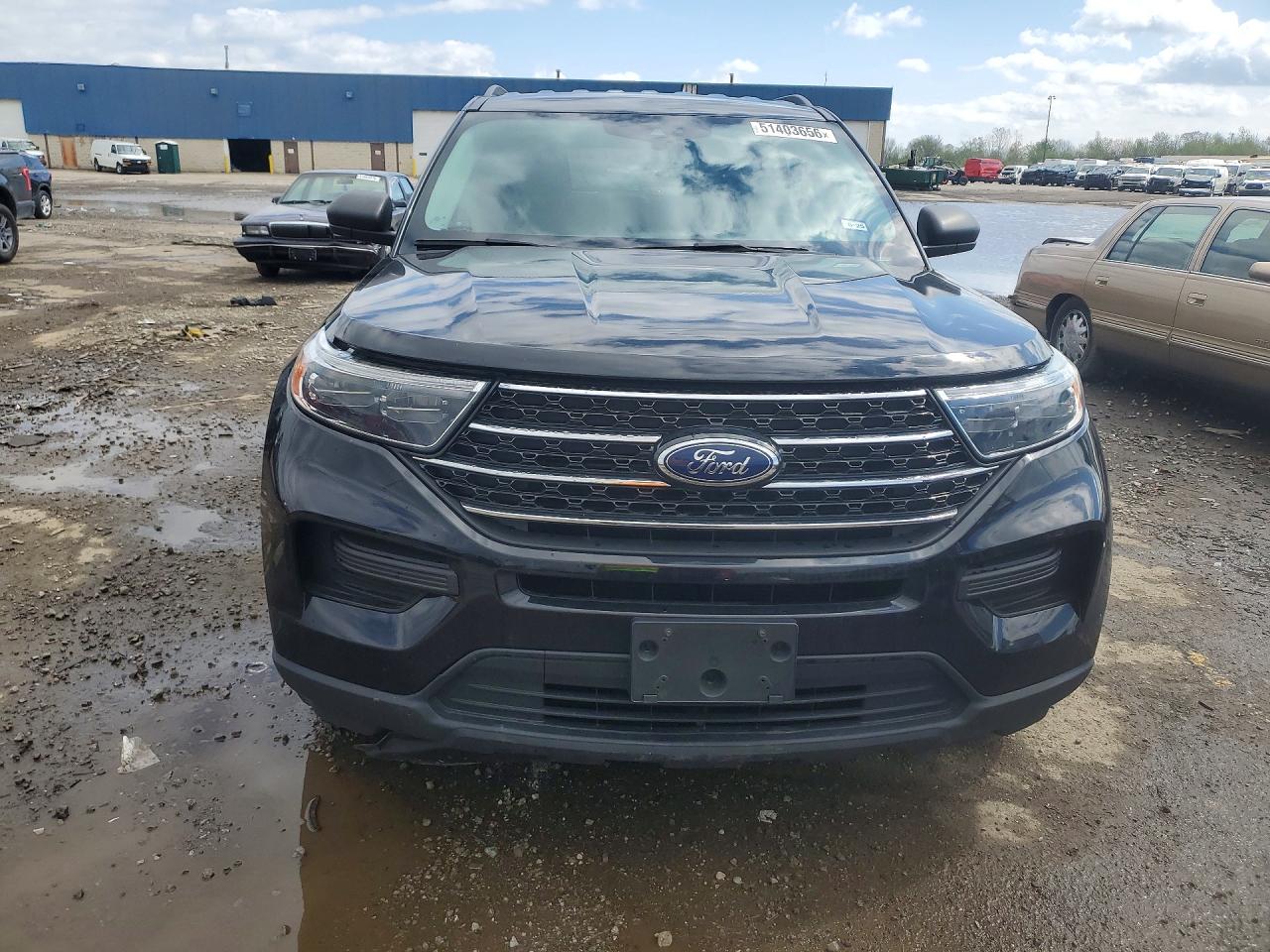 FORD EXPLORER 2022 — 6