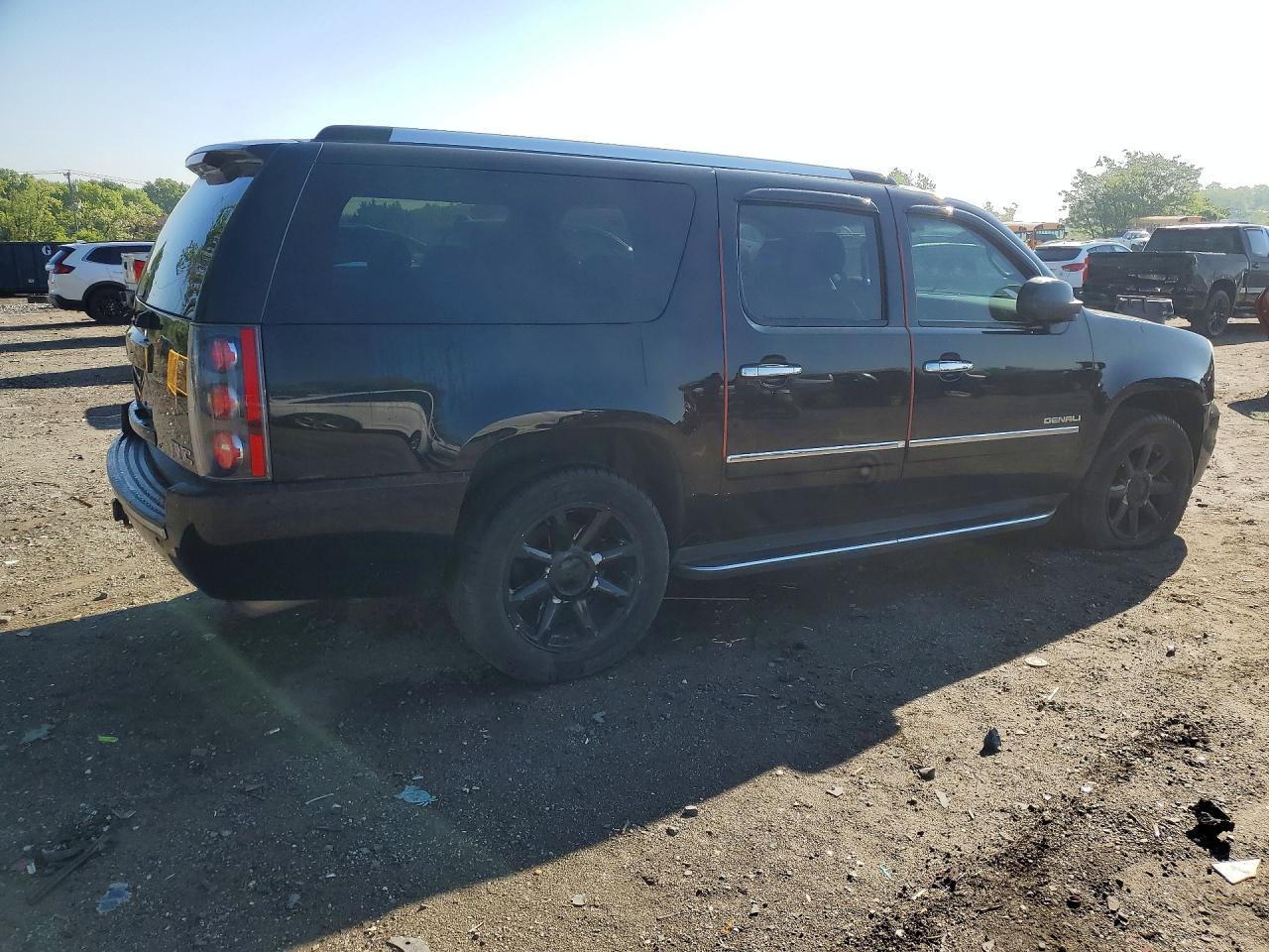 GMC YUKON XL 2010 — 4