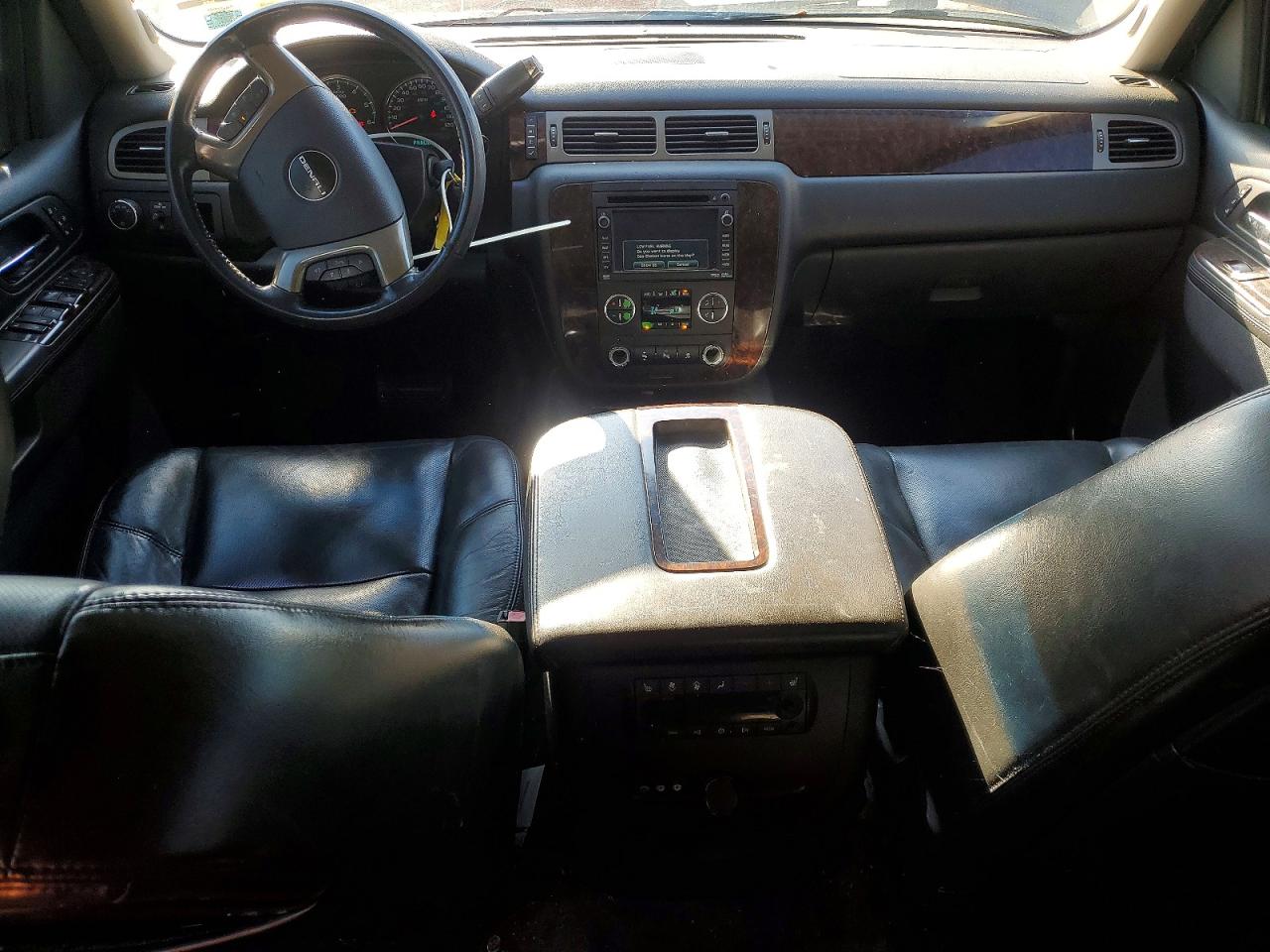GMC YUKON XL 2010 — 9