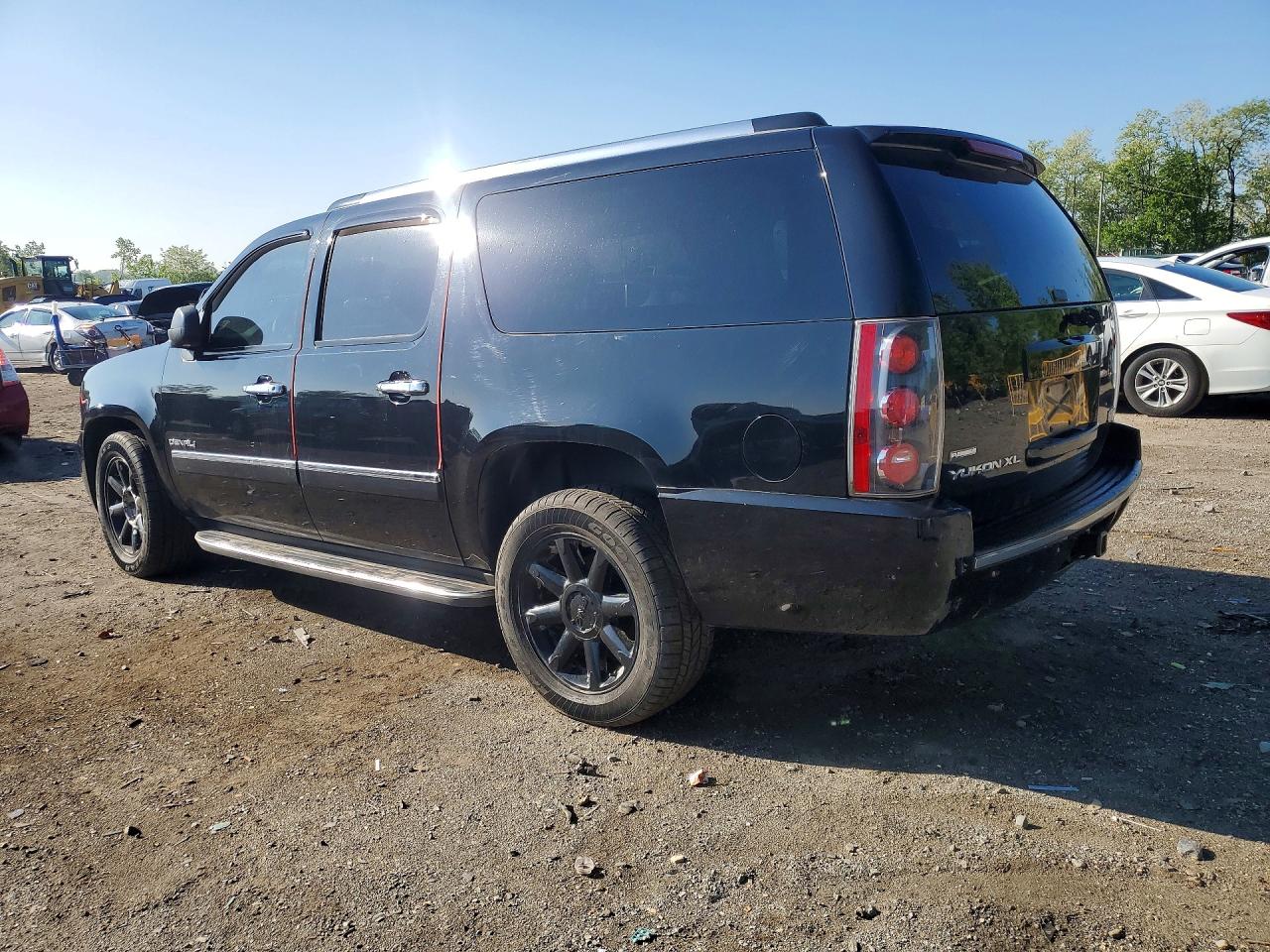 GMC YUKON XL 2010 — 3