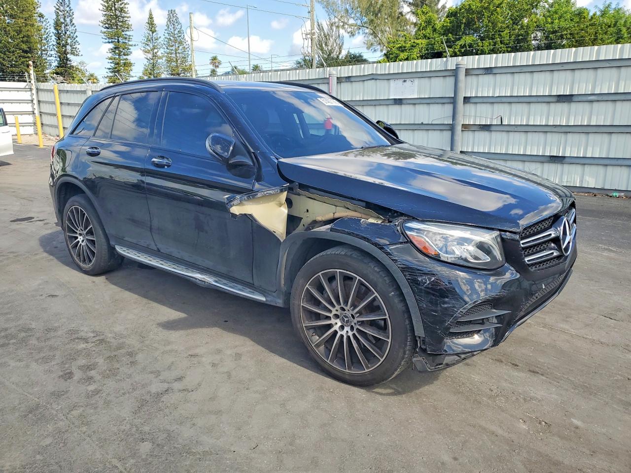 MERCEDES-BENZ GLC 2019 — 5