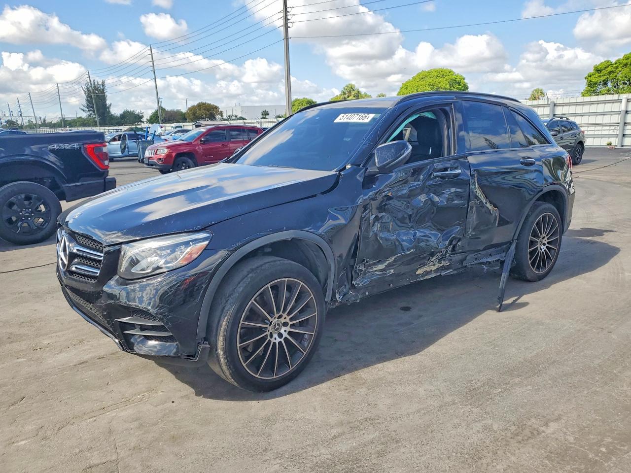 MERCEDES-BENZ GLC 2019 — 2